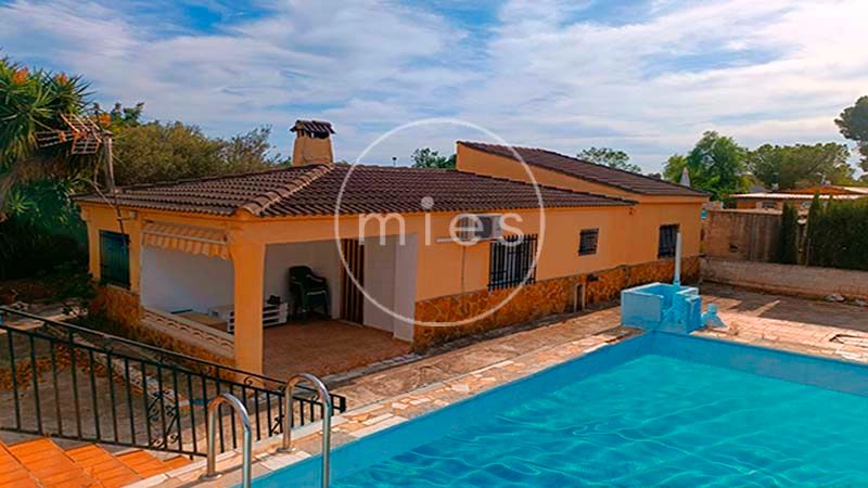 Vista exterior de Casa o chalet en venta en Manises con Jardín privado, Terraza y Trastero