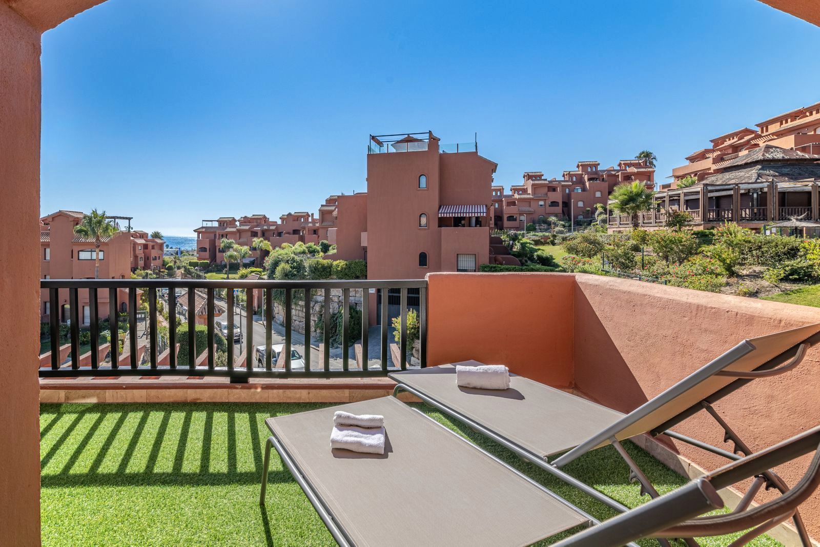 Terrace of Apartment for sale in Dos Hermanas  with Furnished, Oven and Washing machine