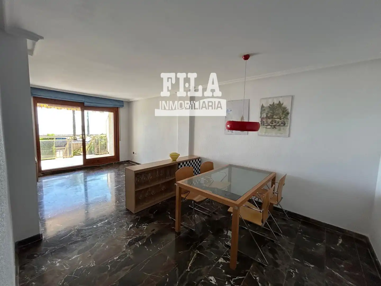 Sala d'estar de Pis en venda en Calafell amb Jardí privat, Terrassa i Piscina