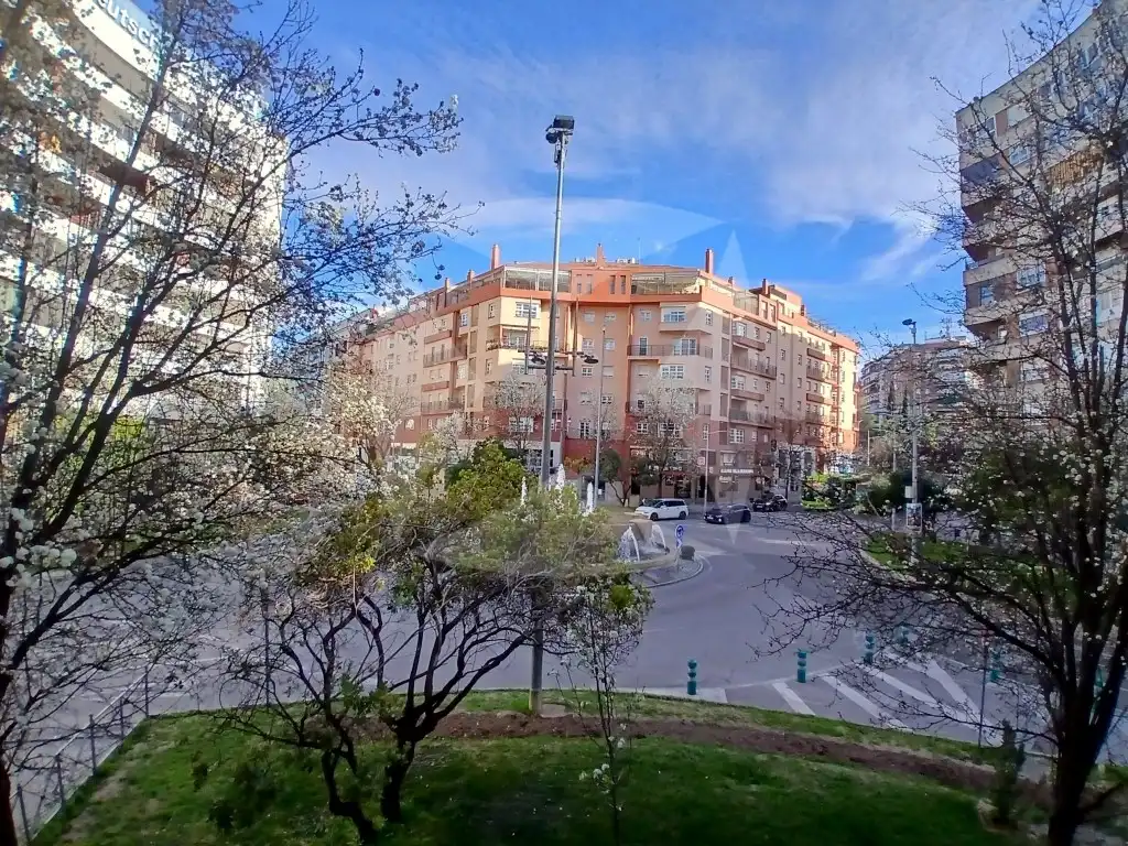Flat with lift for sale in Plaza Constitucion, imagen 2