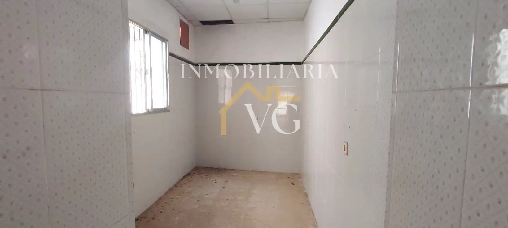 Local comercial en venda a Guillena pueblo, imagen 8