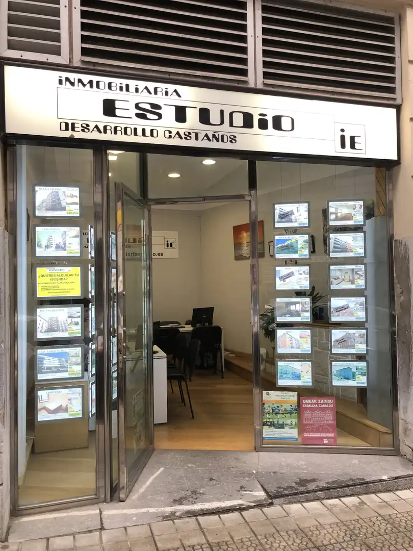 Garage for sale in Bilbao 