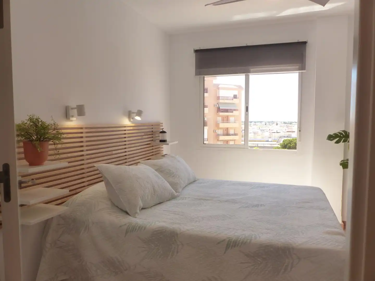 Bedroom of Flat for sale in Chipiona  with Air Conditioner, Terrace and Furnished
