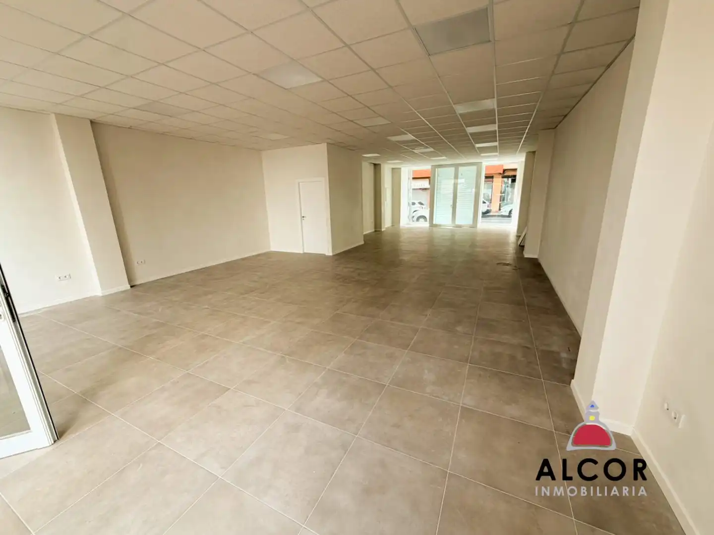 Local comercial en alquiler en Pueblo, imagen 6
