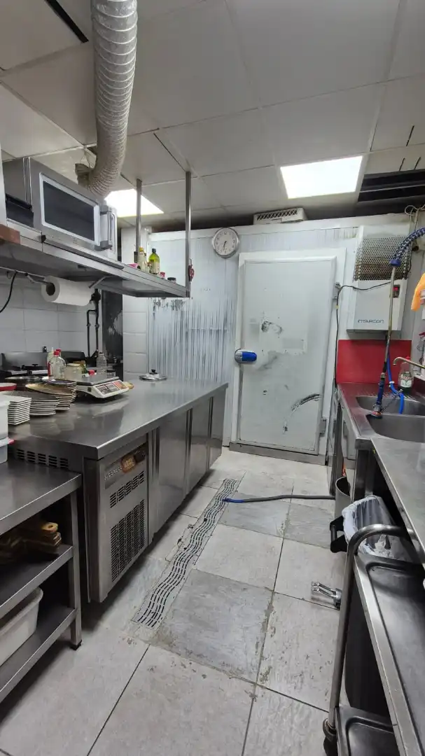 Local comercial en traspàs a Calle de las Veneras, imagen 11