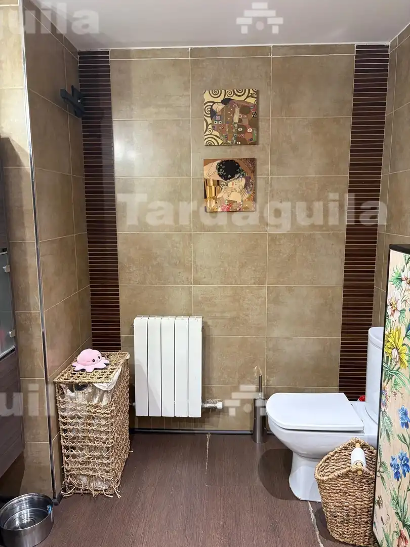 Bany de Pis en venda en Salamanca amb Calefacció i Balcó