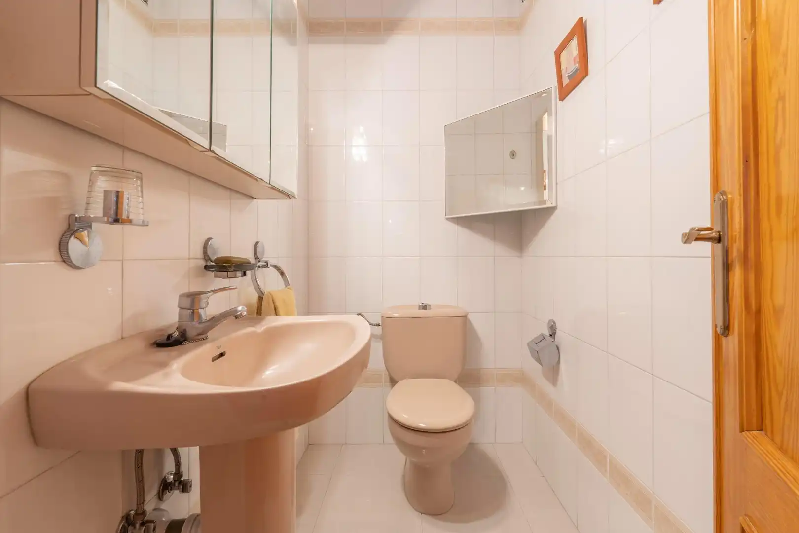 Casa aparellada amb piscina en venda a Avenida Europa, imagen 28