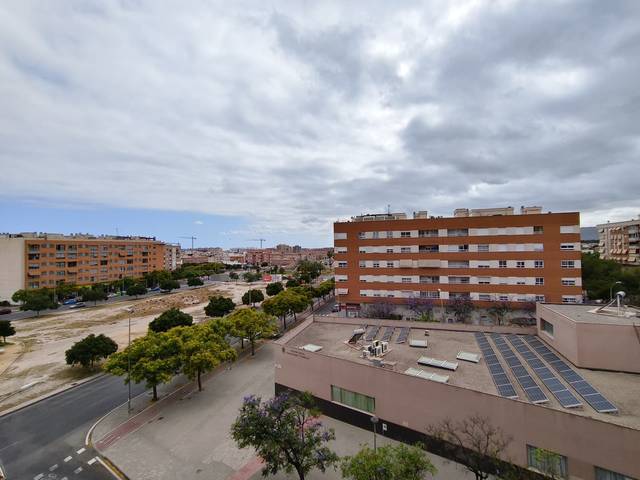 Piso en Venta en Calle Virgen del Puig, 19 en Tómbola