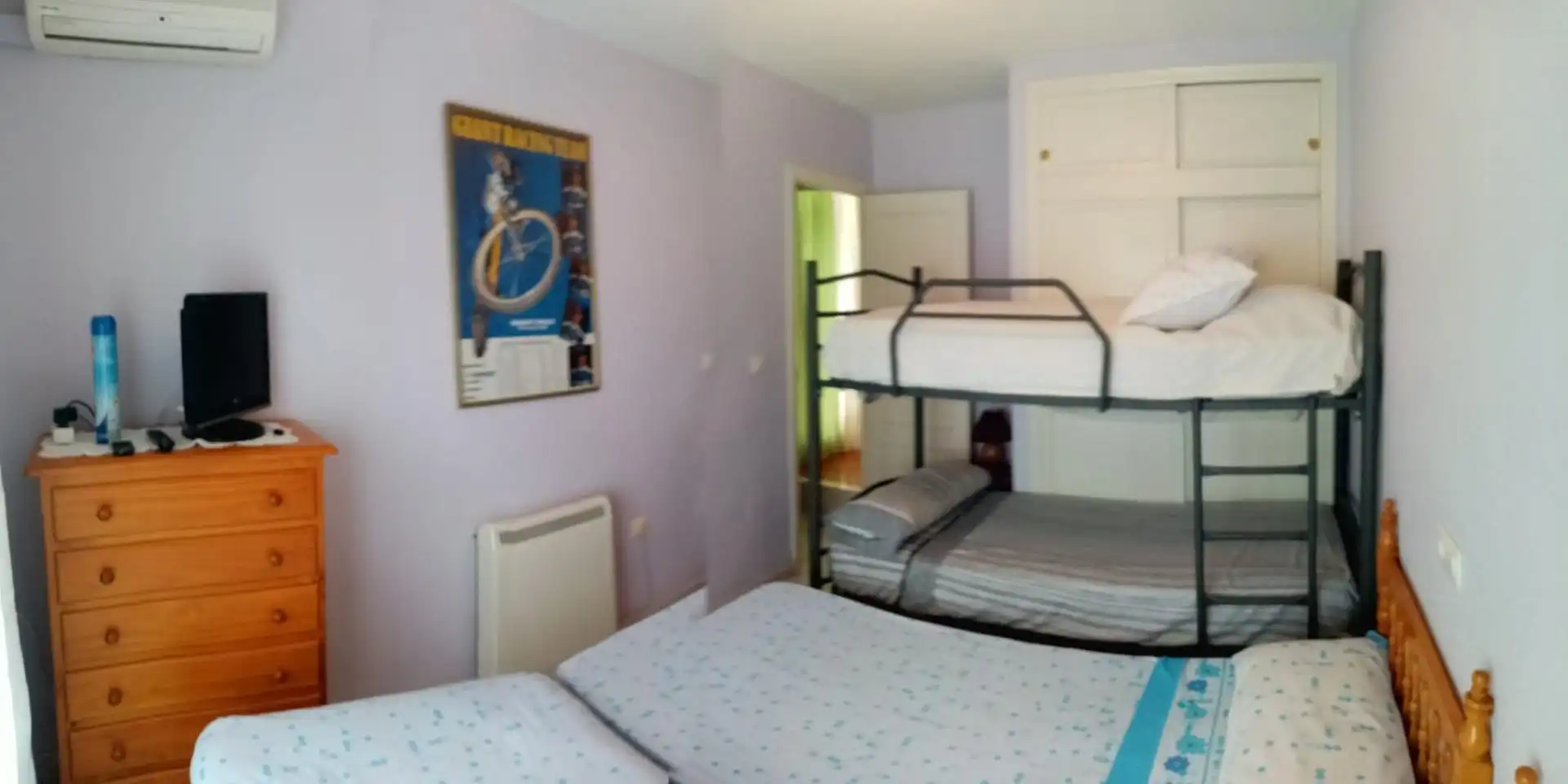 Dormitori de Casa adosada en venda en Torrevieja amb Aire condicionat, Calefacció i Jardí privat