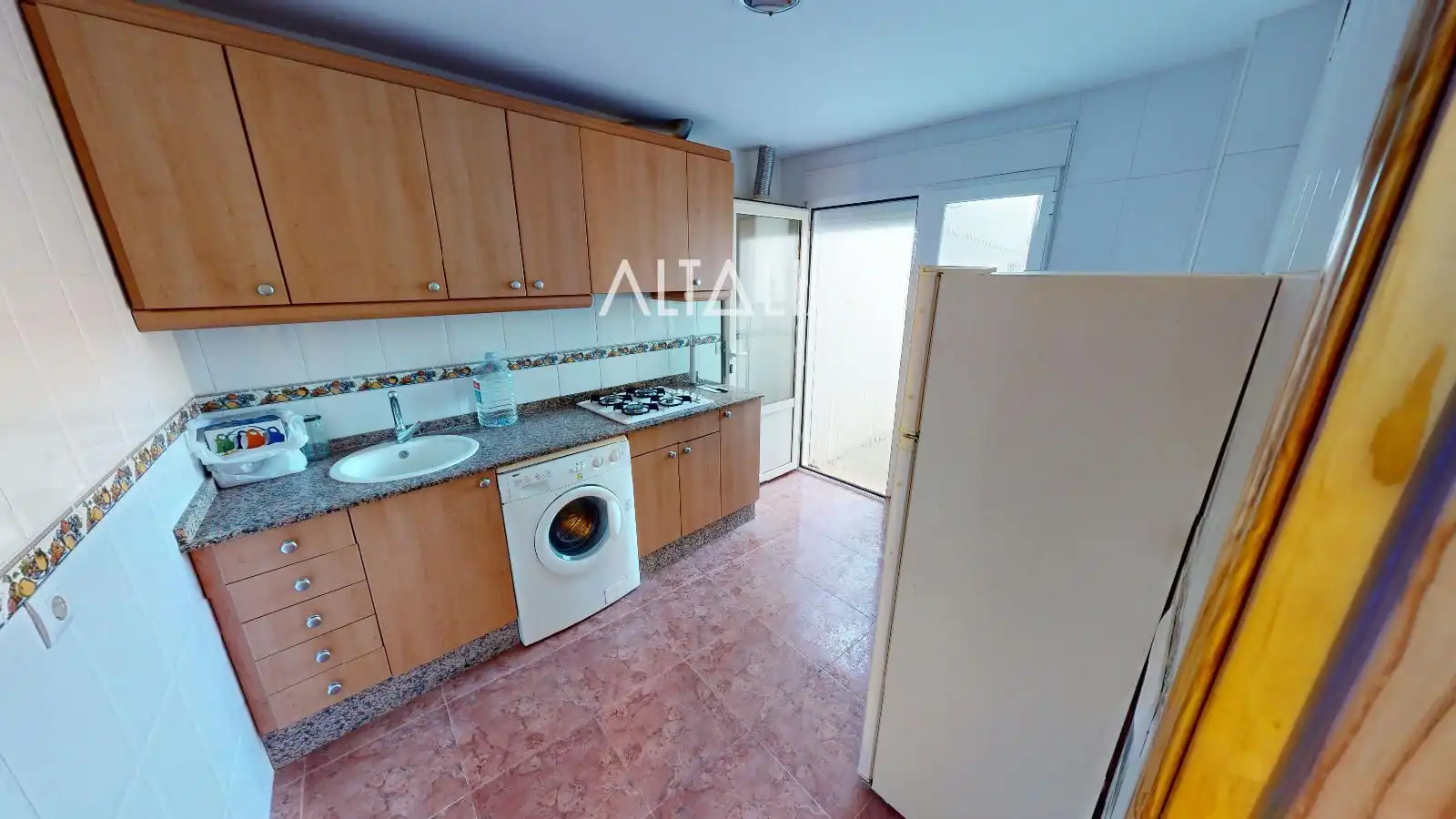 Kitchen of Houses for sale in Cervera del Llano
