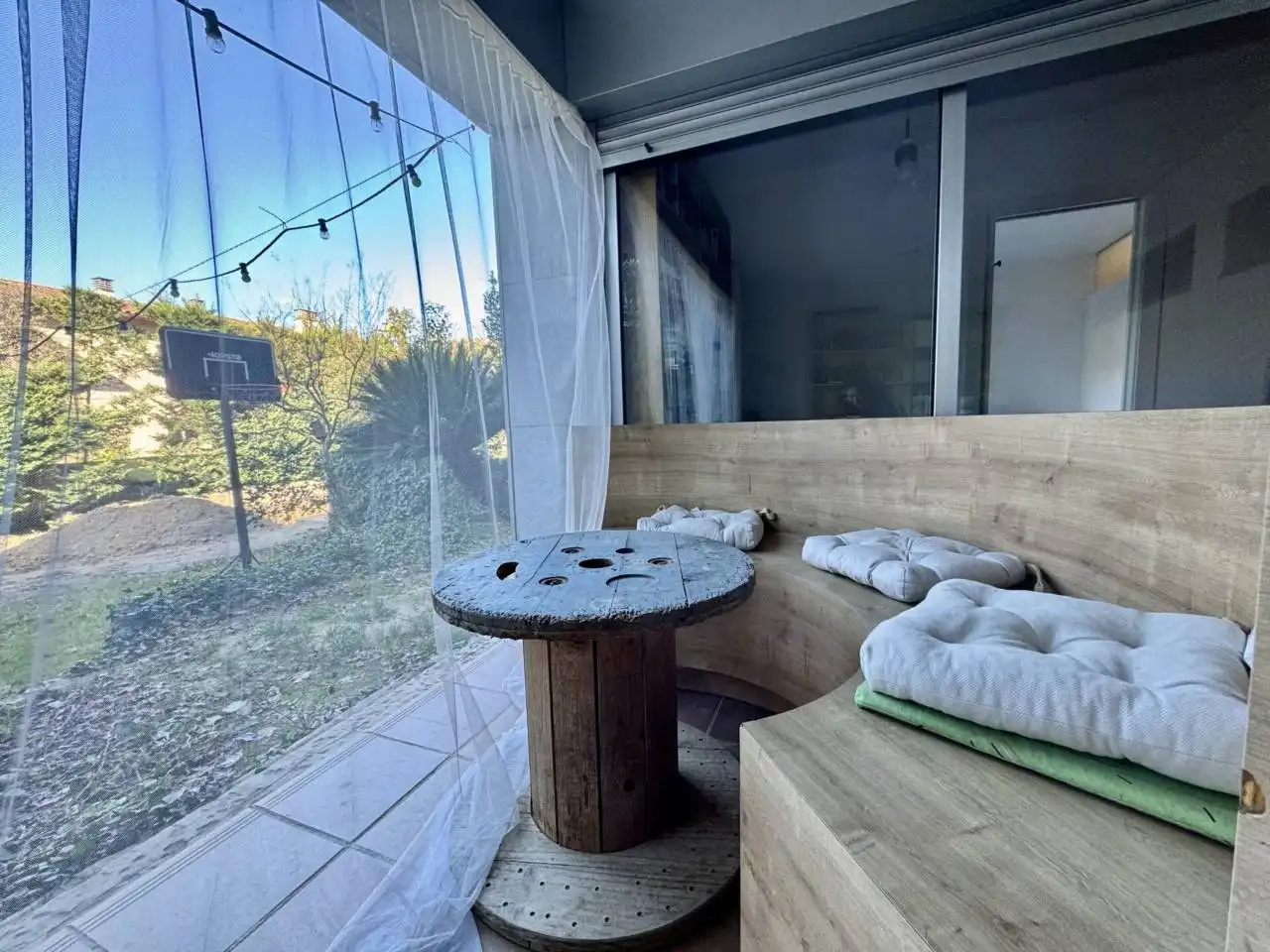 Terraza de Casa o chalet en venta en La Roca del Vallès con Aire acondicionado, Calefacción y Jardín privado
