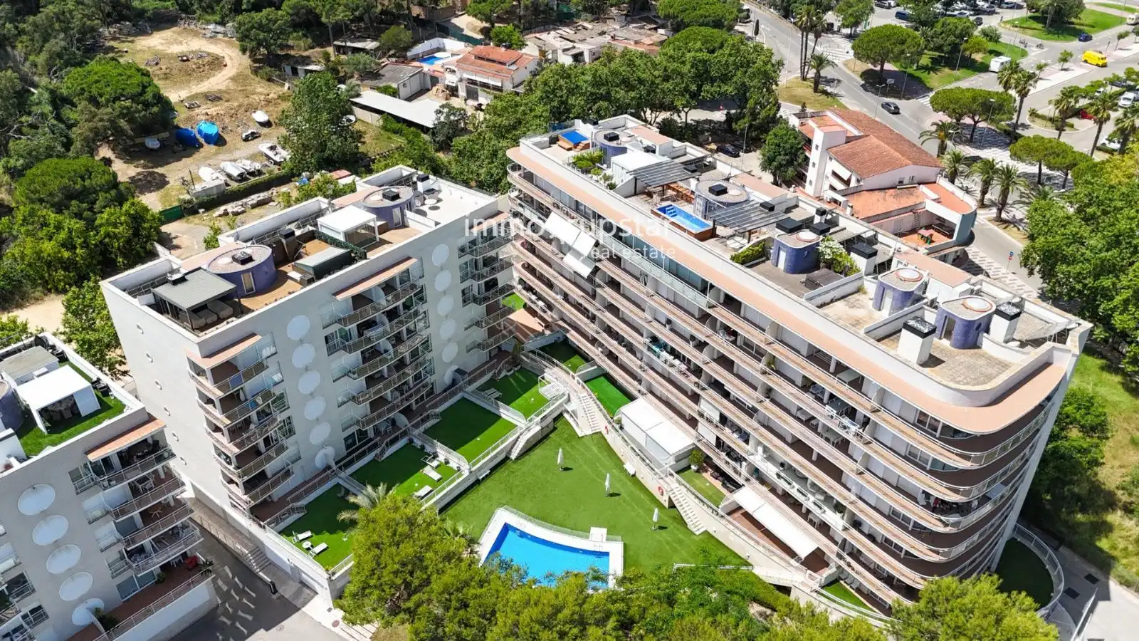 Exterior view of Apartments for sale in Castell d'Aro, Platja d'Aro i s'Agaró  with Air Conditioner, Heating and Terrace