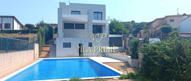 Casa-chalet en Venta en La Fosca - Cala Margarida