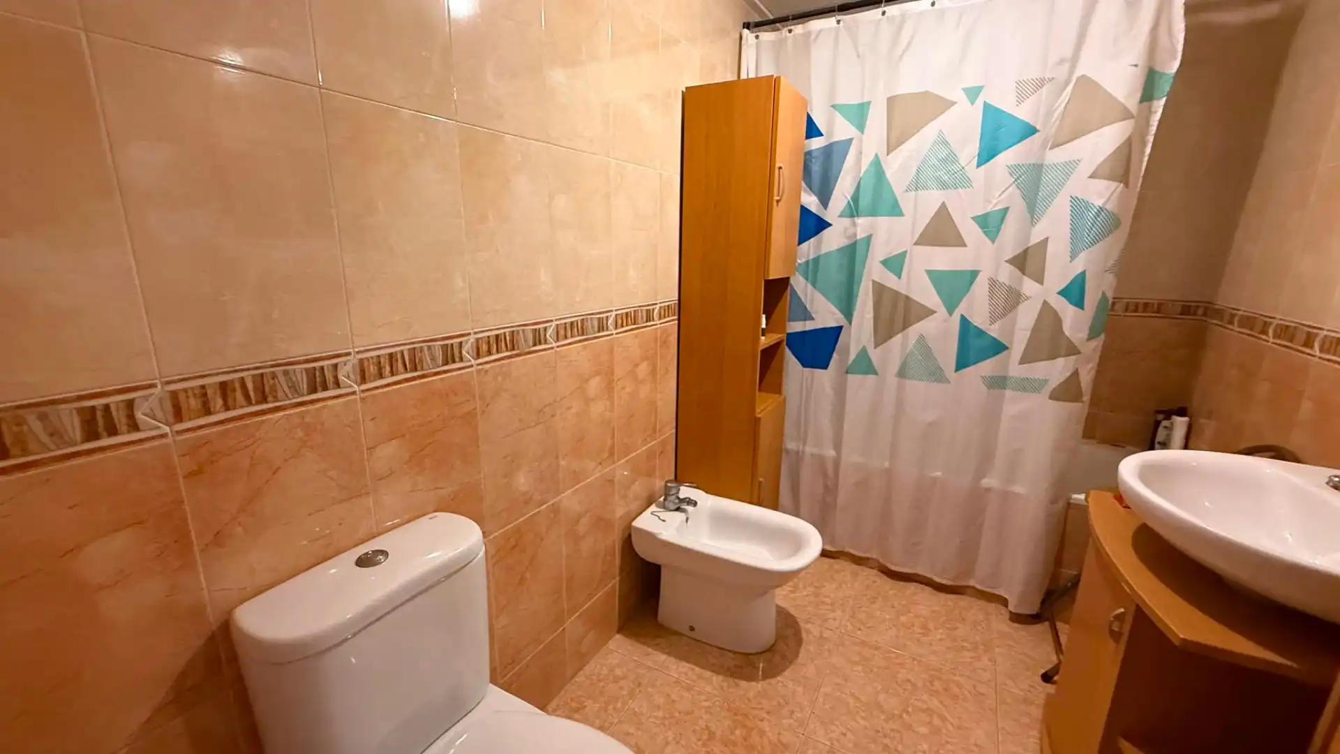Baño de Piso en venta en Águilas con Amueblado, Horno y Lavadora