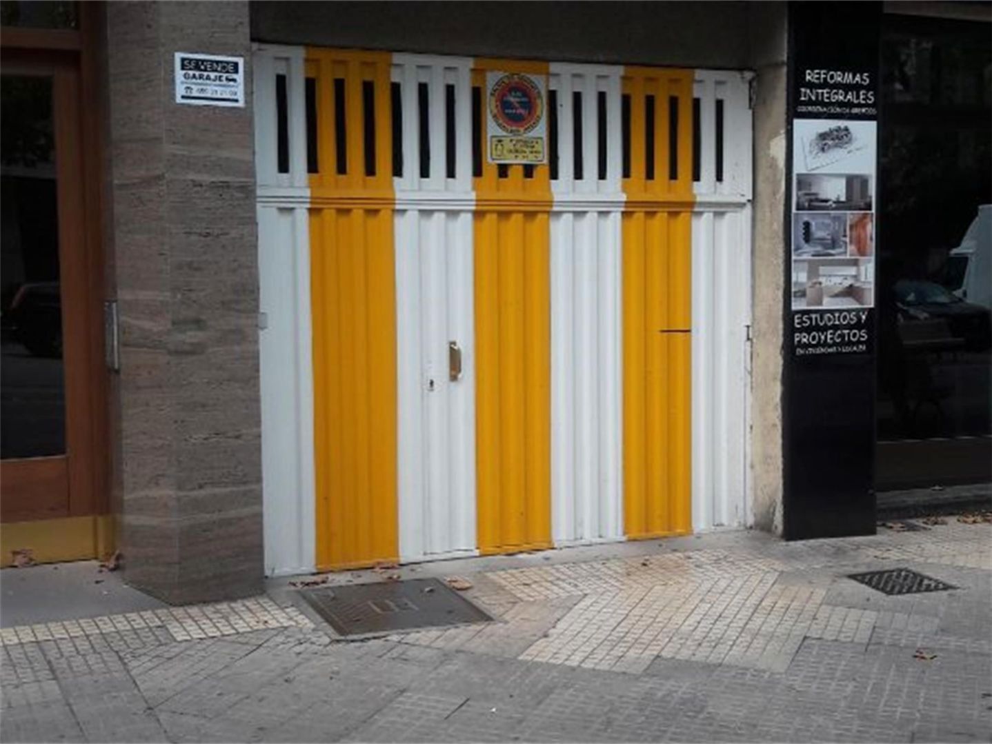 Exterior view of Garage for sale in Vitoria - Gasteiz