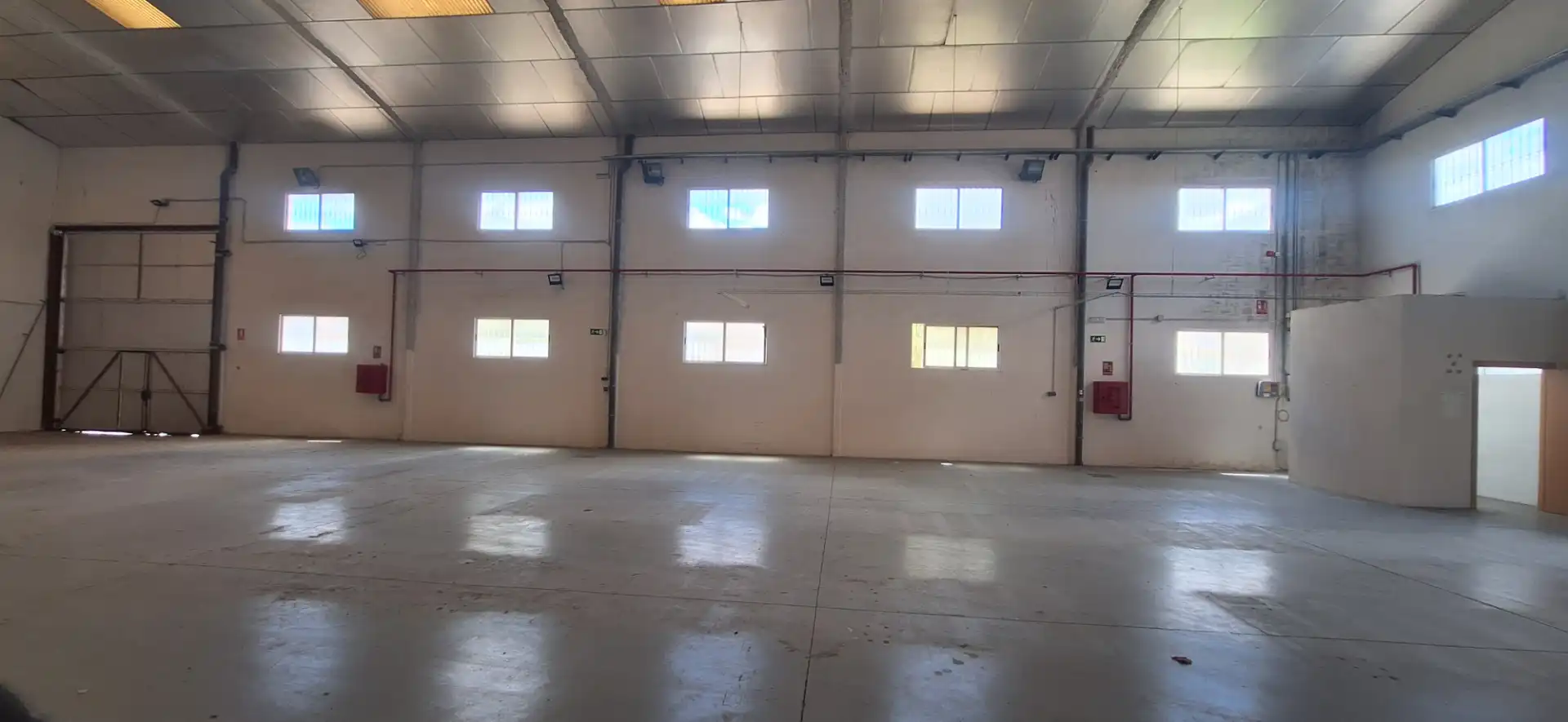 Industrial buildings for sale in Meliana