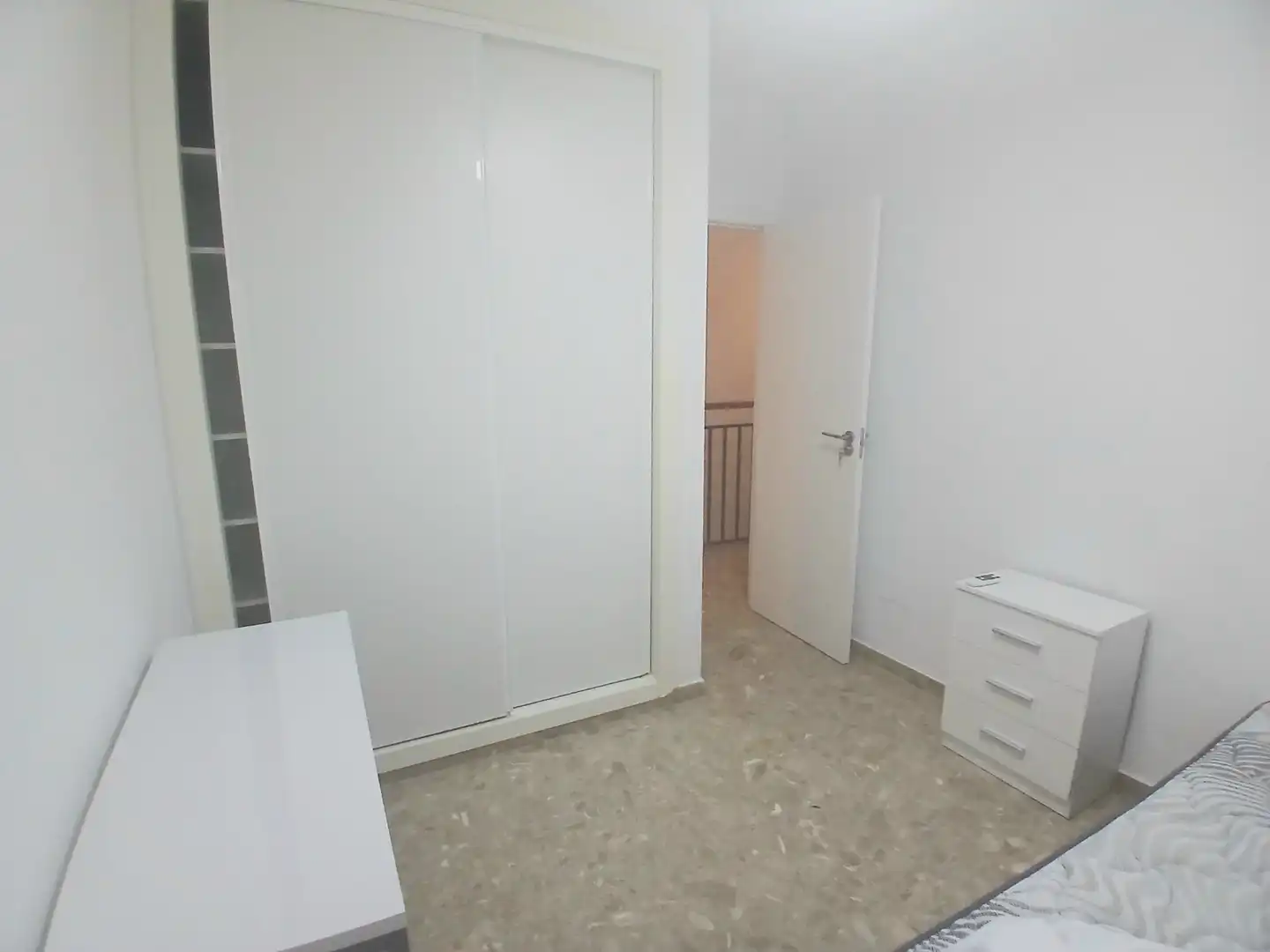 Schlafzimmer von Wohnung zur untervermieten in Almería mit Klimaanlage, Möbliert und Ofen