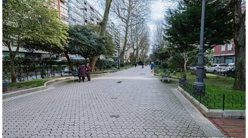 Foto 2 de Pis en venda a Calle Vargas, Cuatro Caminos, Santander