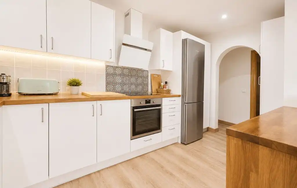 Cocina de Apartamento en venta en Benalmádena con Aire acondicionado, Jardín privado y Terraza
