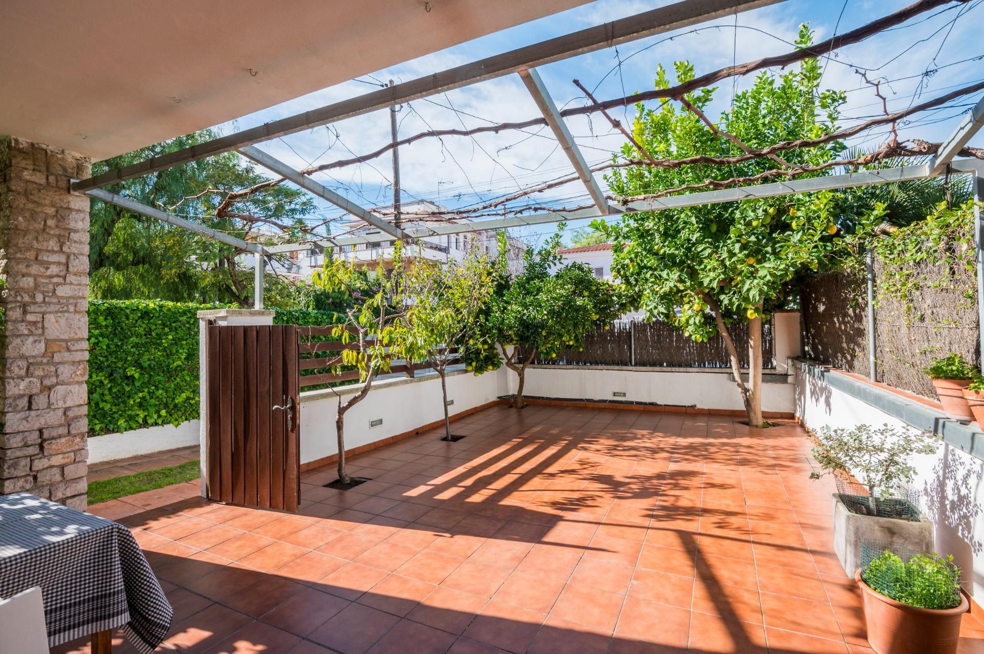 Garden of Planta baja for sale in Sitges  with Air Conditioner, Private garden and Terrace