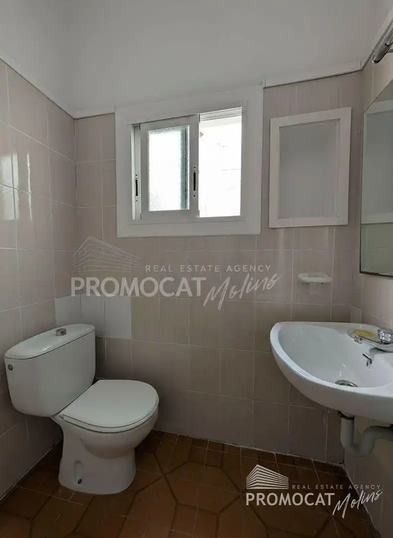 Bany de Casa o xalet en venda en Molins de Rei amb Aire condicionat, Terrassa i Traster