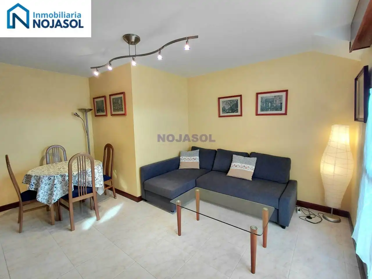 Sala de estar de Apartamento en venta en Ris