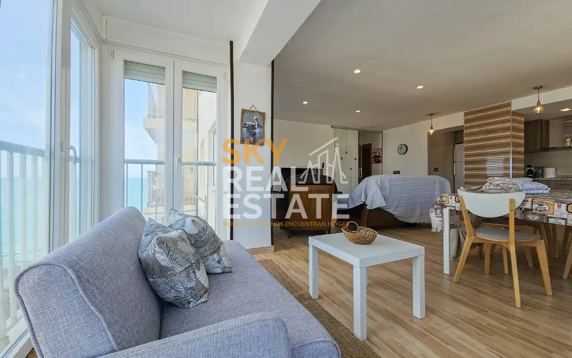 Terraza de Piso en venta en Cullera con Terraza, Piscina y Amueblado
