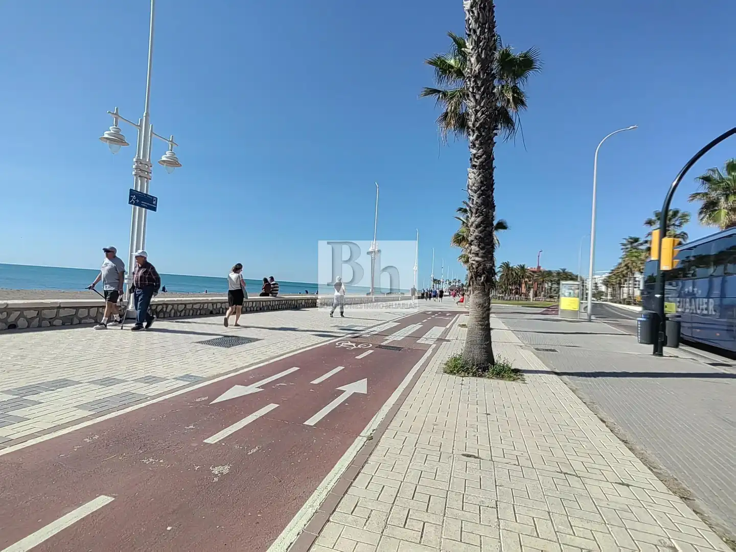 Vista exterior de Casa o chalet en venta en Málaga Capital con Aire acondicionado, Terraza y Alarma