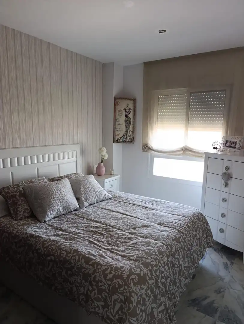 Habitación de Piso en venta en Badajoz con Trastero y Piscina comunitaria