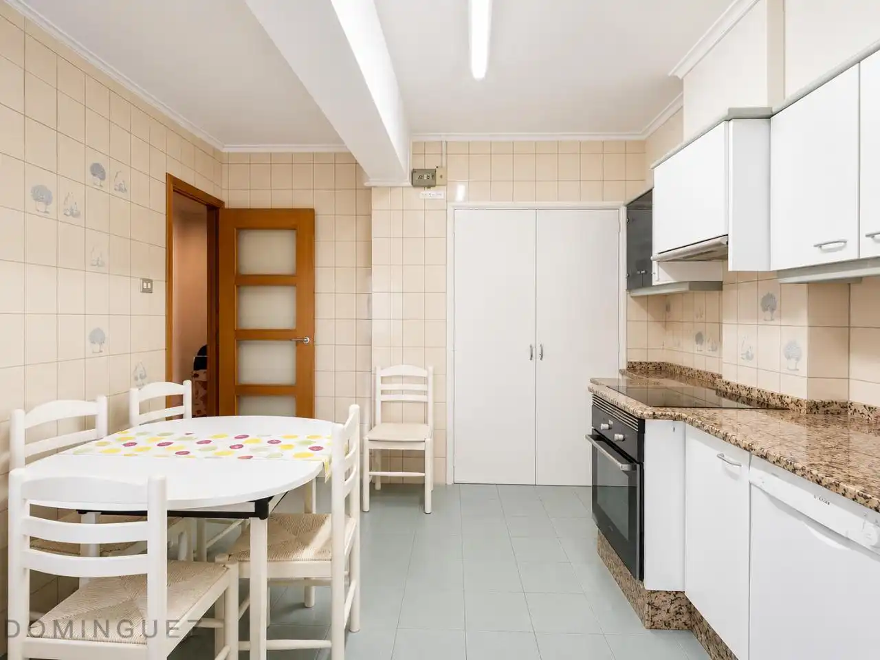 Kitchen of Flat for sale in Vigo   with Heating and Storage room