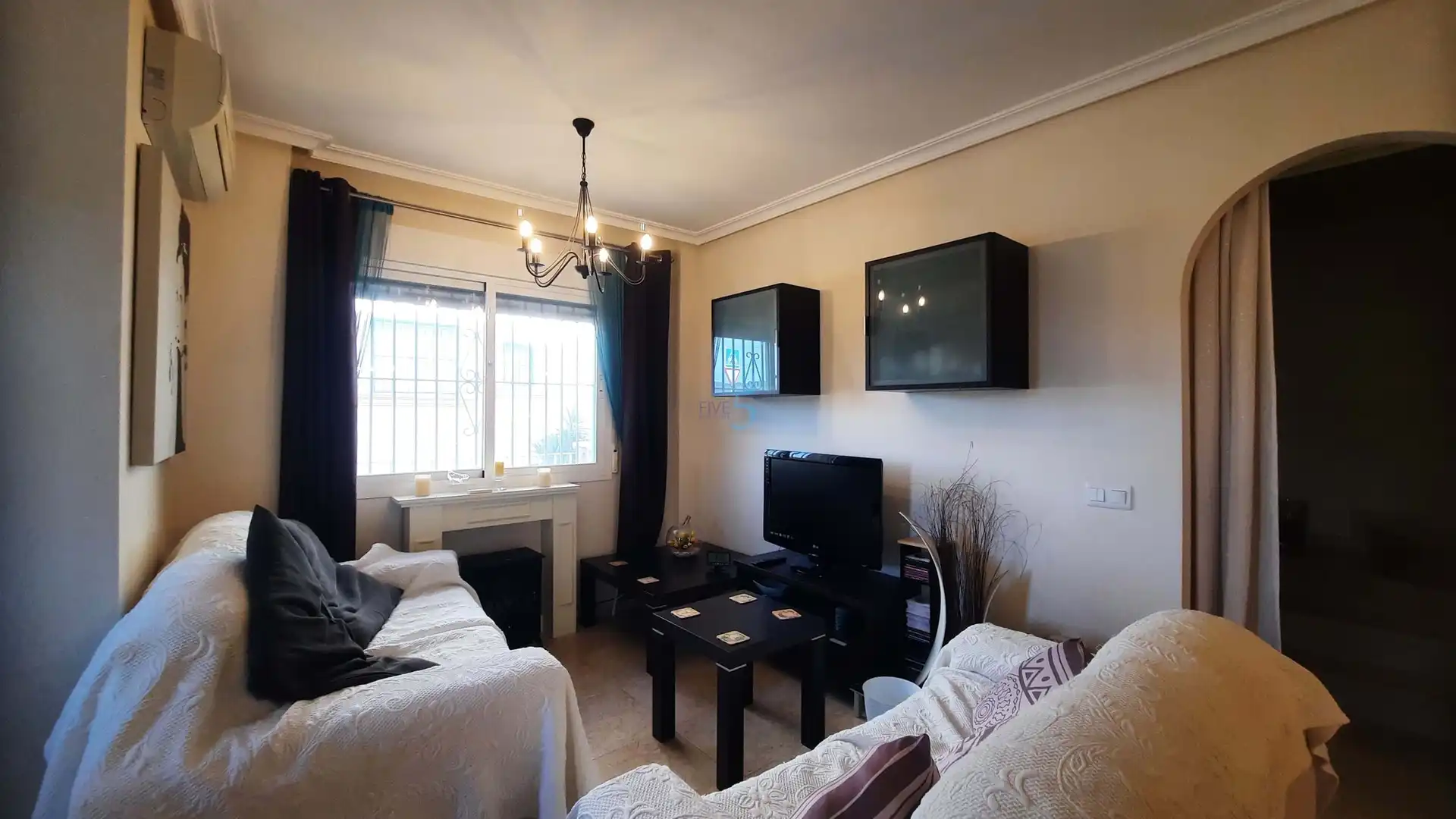 Sala de estar de Casa adosada en venta en Murcia con Aire acondicionado, Piscina y Amueblado