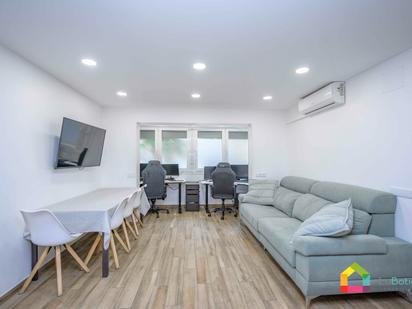 Flat for sale in  Madrid Capital  with Air Conditioner