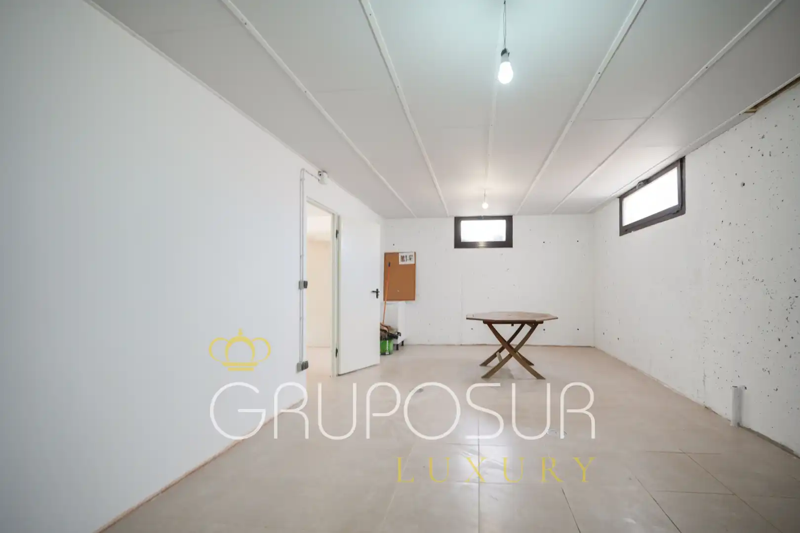 Einfamilien-Reihenhaus zum Verkauf in Valladolid mit Klimaanlage, Heizung und Terrasse