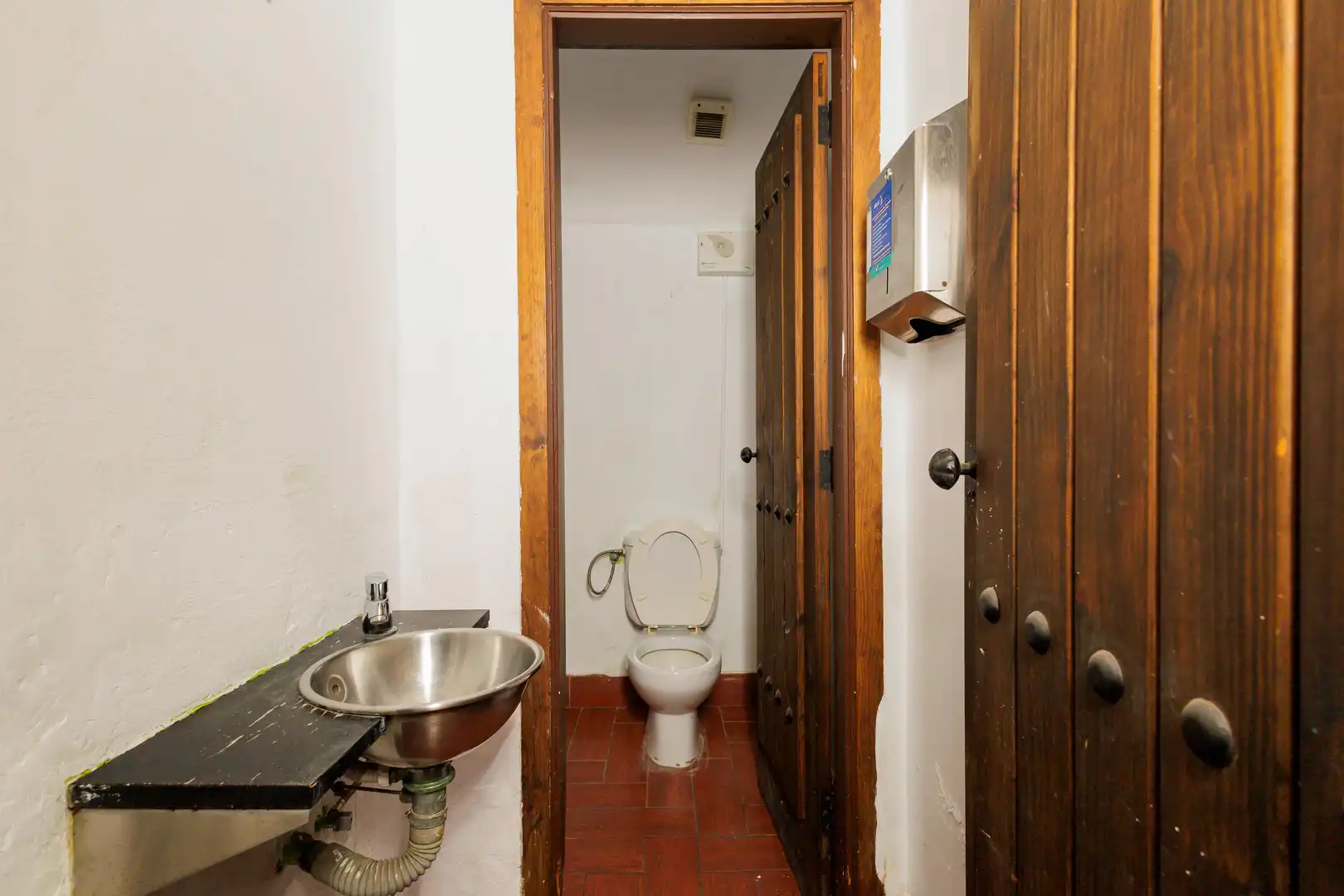 Badezimmer von Geschaftsraum zum Verkauf in Candelaria mit Möbliert