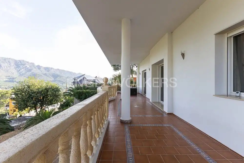 Vista exterior de Casa o chalet en venta en Carcaixent con Calefacción, Jardín privado y Terraza