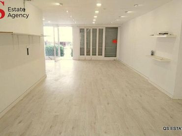 Locale commerciale in vendita a Els Pins