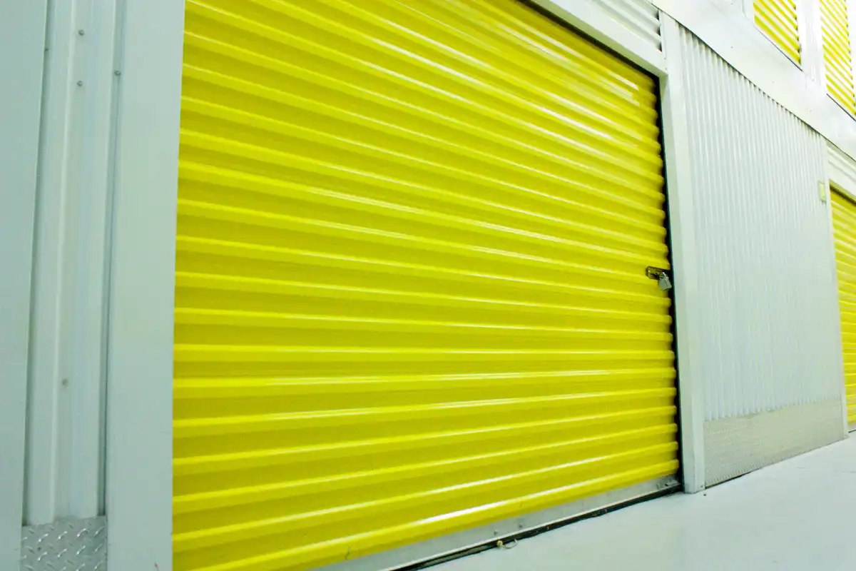 Vista exterior de Trastero de alquiler en Zaragoza con Alarma