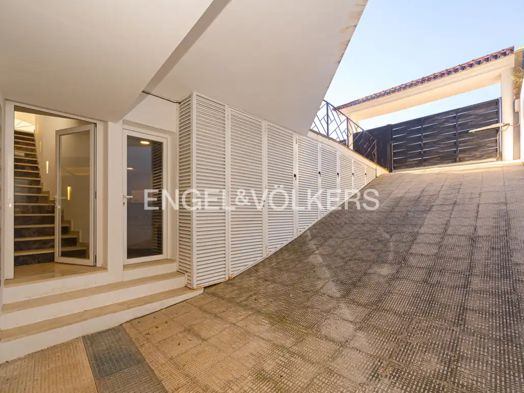 Terrassa de Casa o xalet en venda en L'Alfàs del Pi amb Aire condicionat, Jardí privat i Piscina
