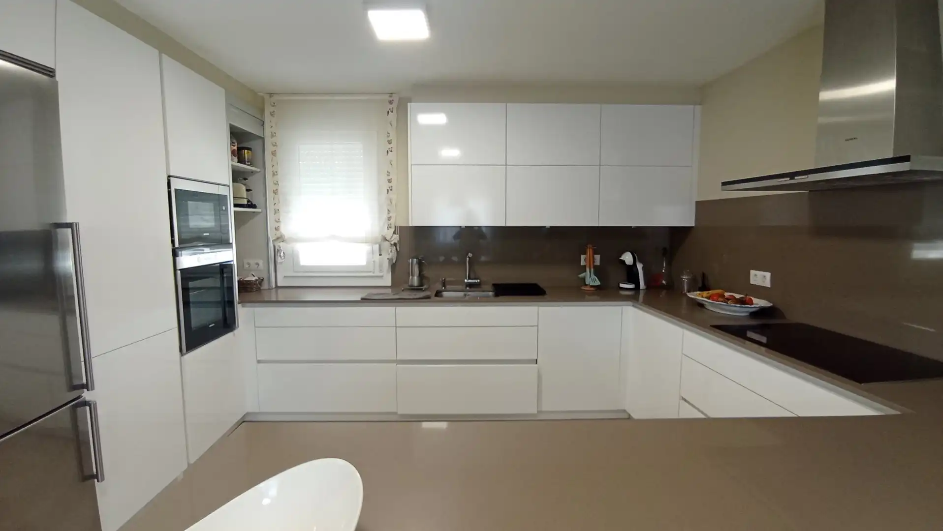 Cocina de Casa o chalet en venta en Ponte Caldelas con Calefacción, Jardín privado y Parquet
