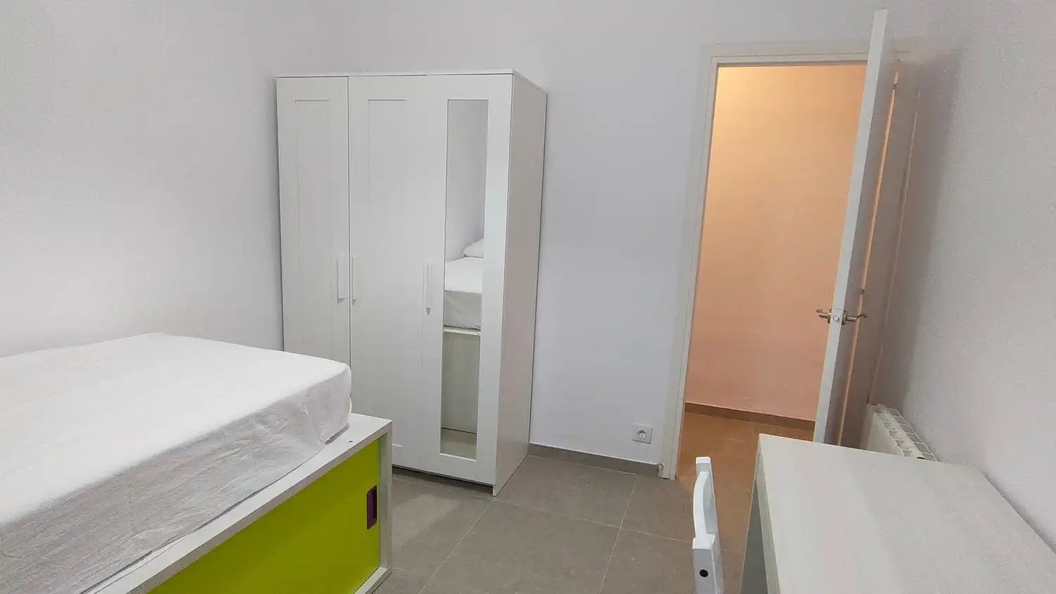 Dormitori de Casa o xalet de lloguer en Terrassa amb Jardí privat, Terrassa i Moblat