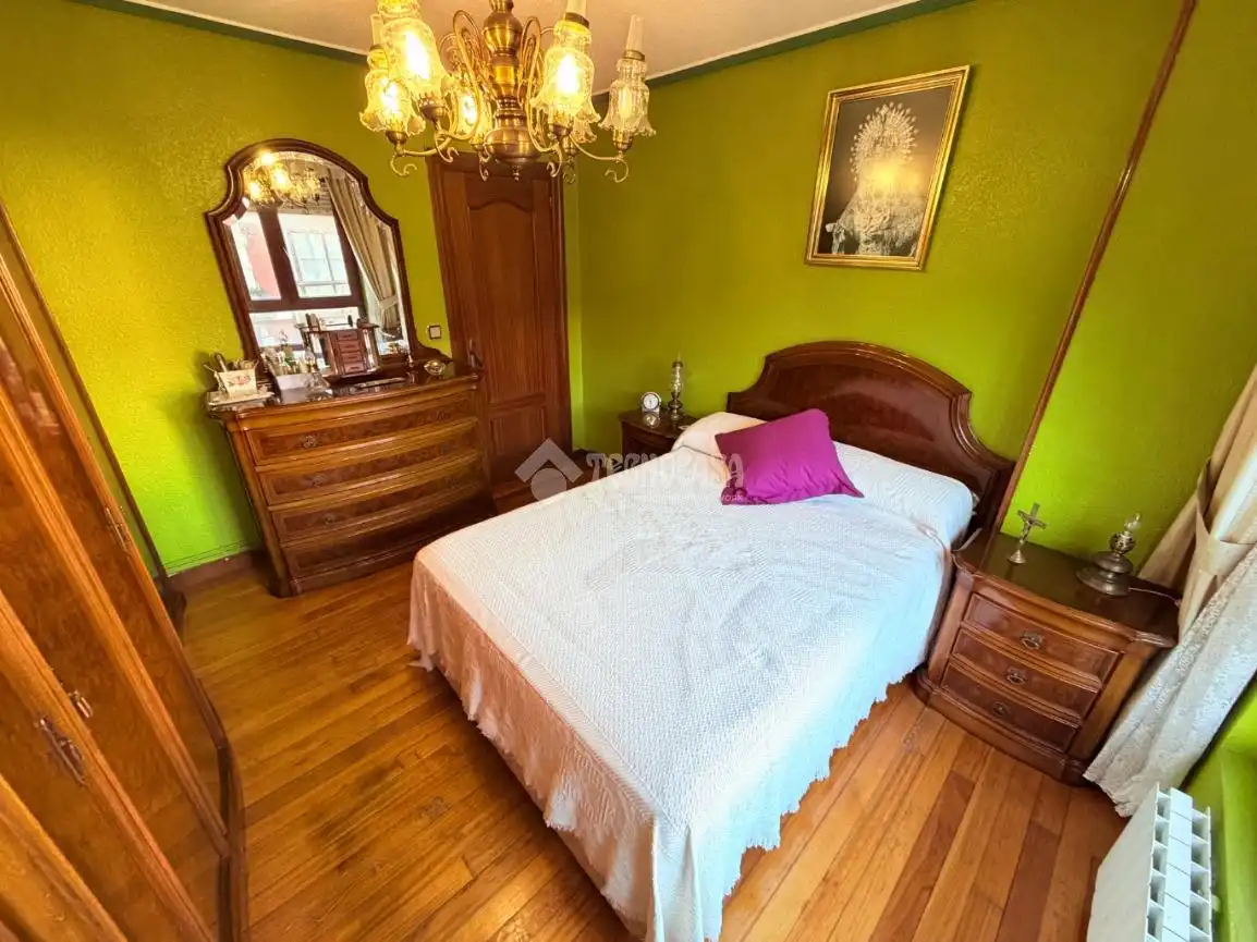 Habitación de Piso en venta en Santander con Calefacción, Parquet y Trastero