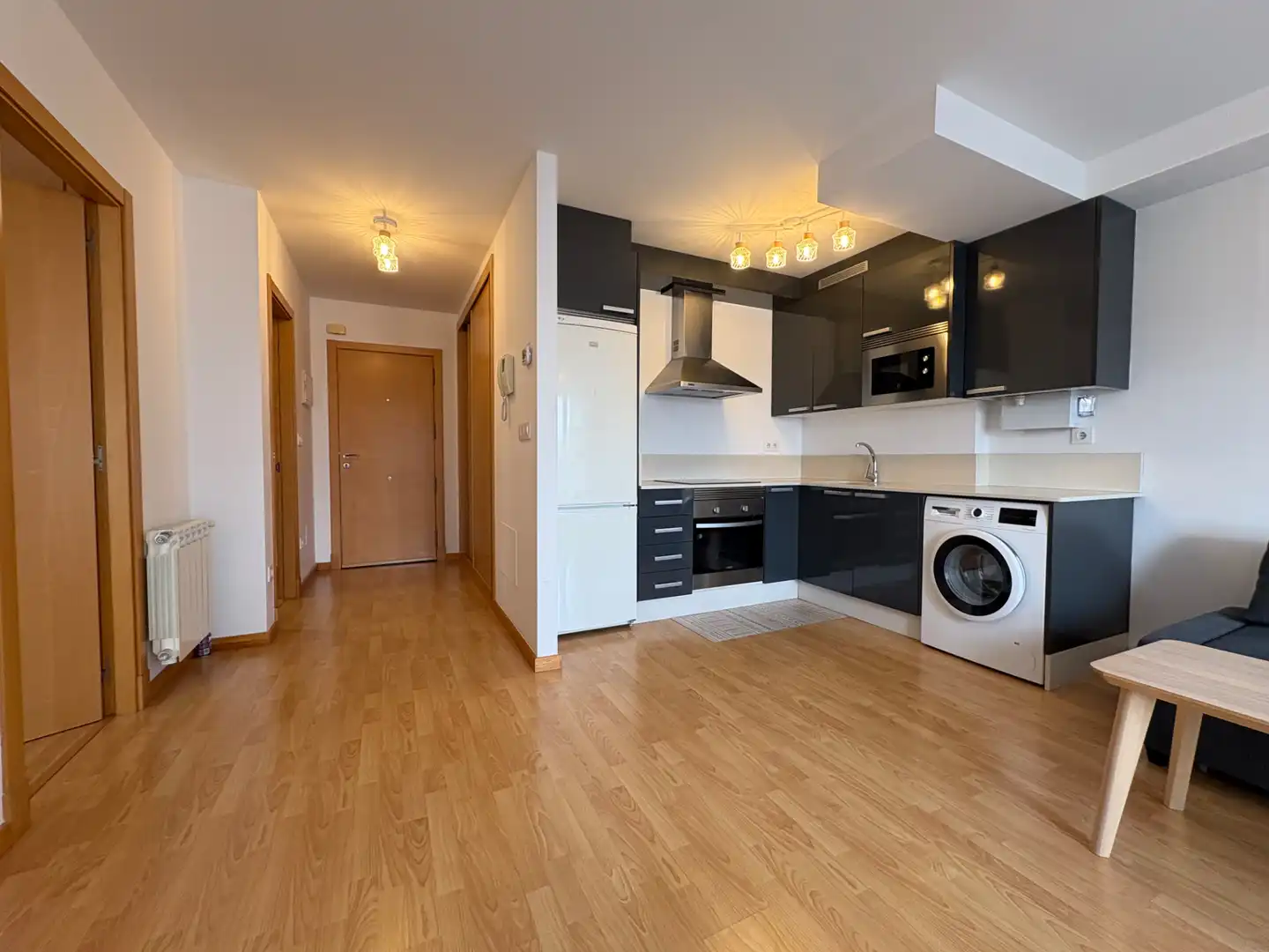 Flat for rent in Plaza de Tranvías, Alto del Castaño