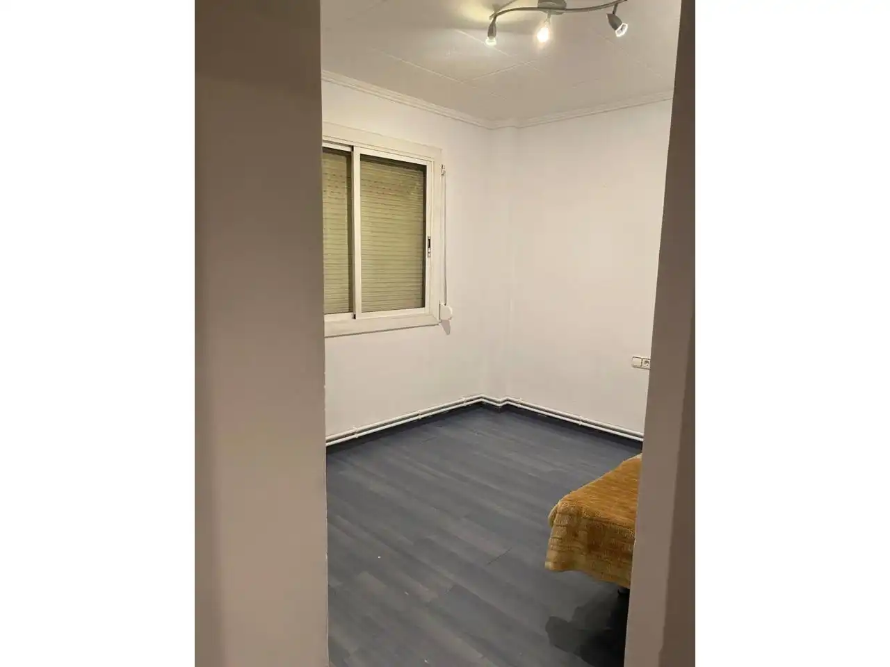 Habitación de Piso en venta en Cerdanyola del Vallès con Aire acondicionado, Calefacción y Parquet