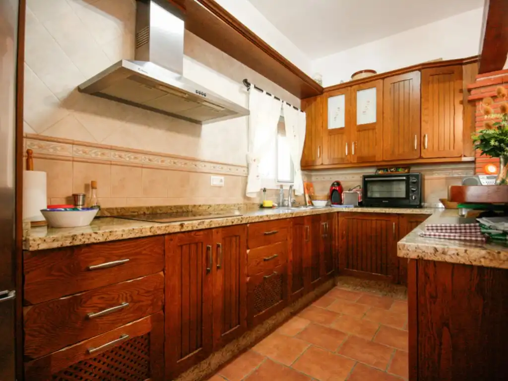 Cocina de Finca rústica de alquiler en Coín