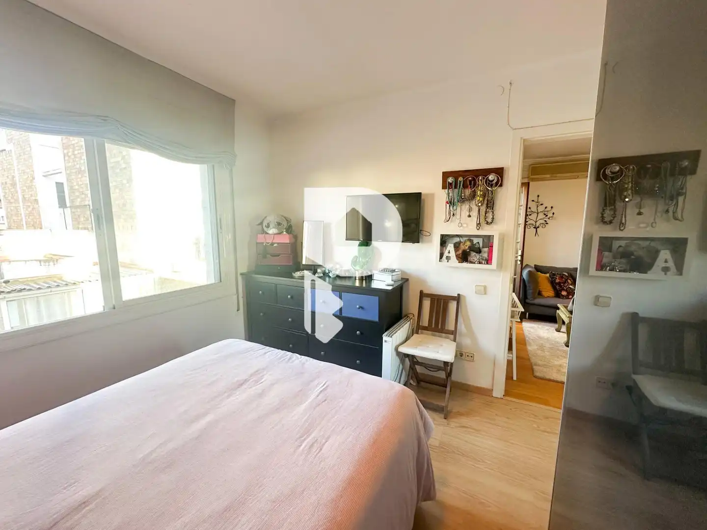 Bedroom of Flat for sale in Cornellà de Llobregat  with Air Conditioner, Heating and Parquet flooring
