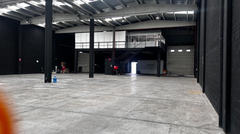 Foto 3 von Fabrikhallen zur Miete in Carrer de L'ebre, Can Palet II - Santa Eulàlia, Terrassa