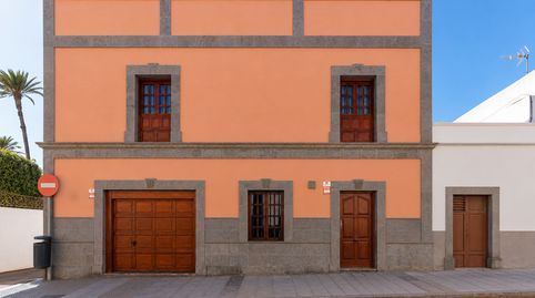 Foto 2 de Casa adosada en venda a Calle Conde de la Vega Grande, San Juan, Telde