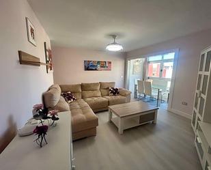 Sala d'estar de Pis de lloguer en Granadilla de Abona amb Parquet, Moblat i Alarma
