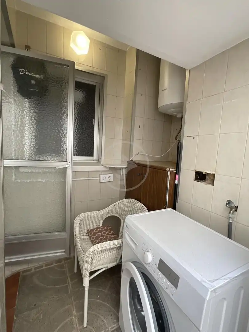 Dormitori de Pis en venda en Linares amb Aire condicionat i Terrassa
