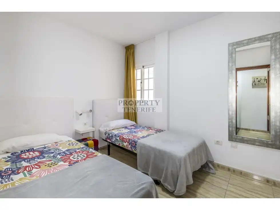 Bedroom of Flat for sale in Arona  with Swimming Pool